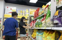 Mong chờ thuế xăng dầu, VAT giảm mạnh hơn