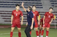 Troussier tìm cách giải bài toán khó Iraq