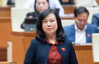 Cử tri muốn biết bao giờ bỏ giấy chuyển viện, luật hóa dạy thêm