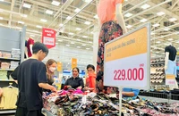 Doanh nghiệp 'tung chiêu' kích cầu mùa mua sắm Tết