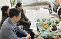Vụ tàu trúng tên lửa ở Biển Đỏ: 'Xin đưa bố về với con!'