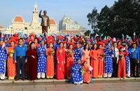 Hạnh phúc từ mô hình hỗ trợ dịch vụ cưới cho thanh niên công nhân