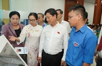 Một năm vận hành chính quyền địa phương 2 cấp: TP.HCM ứng dụng công nghệ, phục vụ người dân nhanh và tốt hơn