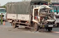 Ô tô tải tông xe máy cày làm 2 người chết, 1 bị thương