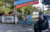 Hàng trăm học sinh bị buộc thôi học, kỷ luật hiệu trưởng và phó hiệu trưởng