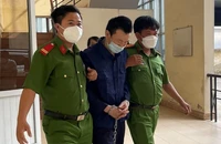 Học cách sản xuất ma túy trên mạng rồi 'chế' hàng ngàn viên thuốc lắc