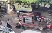 Sau va chạm giao thông, 2 nhóm hỗn chiến làm 2 người thương vong