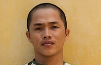 Dọa tung ‘ảnh nóng’ để tống tiền thì bị bắt