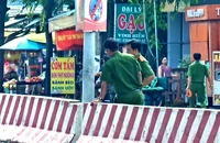 3 nam thanh niên ở Bình Dương chạy xe máy lao vào cột đèn đường tử vong