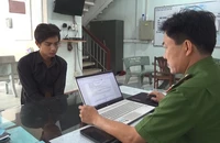 Bực tức vì bị cha đánh, nam thanh niên ra phố gây sự rồi giết người