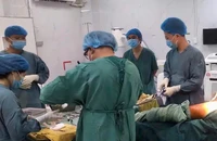 Hi hữu: Nam thanh niên ở Bình Dương bị gãy dương vật vì bị té cầu thang 