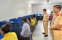 Công an tỉnh Bình Dương lần đầu tổ chức sát hạch cấp giấy phép lái xe