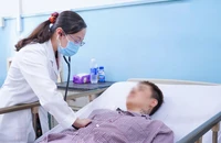 Tìm ra nguyên nhân khiến hơn 300 người nhập viện sau khi ăn bánh mì