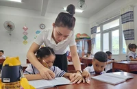 Vụ phụ huynh không cho con đi học: 37/54 em đã đi học trở lại