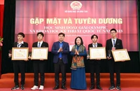 Bộ GD&ĐT tuyên dương học sinh đạt giải Olympic và Khoa học kỹ thuật quốc tế 2023.