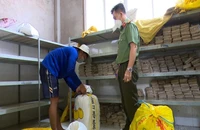 Phát hiện cơ sở sử dụng hàn the sản xuất hàng tấn chả đòn chay