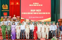 200 đại biểu đự họp mặt kỷ niệm 60 năm Ban An ninh Cần Thơ 