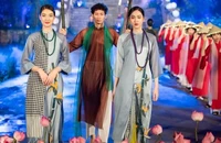 Bộ sưu tập của nhà thiết kế ở miền Tây gây ấn tượng tại Festival Áo dài Quảng Ninh