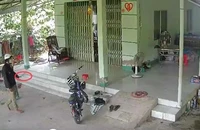 Bắt người cầm dao xông vào nhà cướp vàng lúc giữa trưa