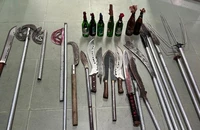 Ngăn chặn nhóm thanh thiếu niên mang bom xăng đi hỗn chiến ở Long Xuyên