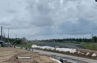 Bộ GTVT trả lời việc cử tri cho rằng thi công cao tốc Mỹ Thuận - Cần Thơ làm hư đường