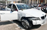 Ô tô lao xuống kênh, nữ lái xe tử vong