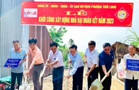 Báo Pháp Luật TP.HCM phối hợp khởi công 2 căn nhà đại đoàn kết tại Cần Thơ