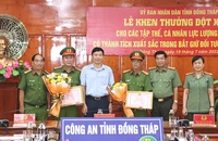 Khen thưởng lực lượng truy bắt nhanh 2 kẻ cướp ở Long An