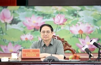 Thủ tướng họp bàn giải pháp khắc phục sạt lở cho Đồng bằng sông Cửu Long