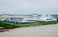 Kinh tế Vĩnh Long tăng đều cả 3 khu vực 