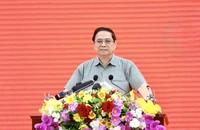 Thủ tướng Phạm Minh Chính: Đừng để các nhà thầu cô đơn trên công trường