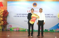 Chánh án TAND TP Châu Đốc làm Chánh án TAND TP Long Xuyên