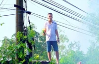 Khống chế 8 người dùng bom xăng tấn công lực lượng cưỡng chế thu hồi đất