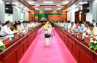 Trà Vinh: 8 cán bộ tự nguyện xin nghỉ hưu trước tuổi 
