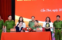 Công an TP Cần Thơ tiếp nhận 5 nhiệm vụ từ các sở, ngành