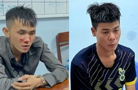 Cô gái quyết liệt truy đuổi khiến 2 tên cướp giật điện thoại bỏ xe nhảy xuống sông trốn 