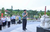 Thủ tướng Phạm Minh Chính thăm gia đình chính sách tại An Giang