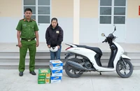 Người phụ nữ cướp giật thùng bia ở các tiệm tạp hóa bị bắt quả tang