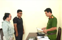 Khởi tố 2 người livestream bán 'bùa', lừa đảo chiếm đoạt hơn 65 triệu đồng