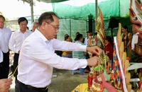 Lãnh đạo TP Cần Thơ thăm hỏi gia đình 2 học sinh bị điện giật