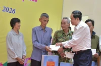 Chủ tịch Quốc hội Trần Thanh Mẫn thăm, tặng quà Tết tại Đồng Tháp