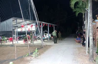 Đồng Tháp: Nghi phạm cầm dao cố thủ trong nhà sau khi gây án mạng