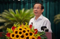 Bí thư Thành uỷ TP.HCM Nguyễn Văn Nên phát biểu tại hội nghị. Ảnh: NGUYỆT NHI