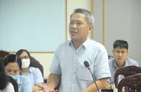 Ông Võ Văn Đức, Chủ tịch UBND quận 3, phát biểu tại buổi giám sát. Ảnh: LÊ THOA