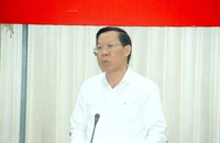 Chủ tịch UBND TP.HCM Phan Văn Mãi phát biểu tại hội nghị. Ảnh: LÊ THOA