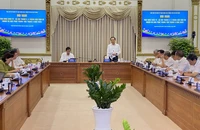Bí thư Thành uỷ TP.HCM Nguyễn Văn Nên phát biểu tại cuộc họp sáng 29-5. Ảnh: HÀ THƯ