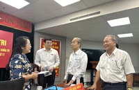 Cử tri quận 3: Lương mới chưa tới tay, giá đã 'nhảy múa'