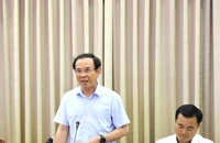 Bí thư Nguyễn Văn Nên: 'Các đồng chí có khó khăn gì thì báo cáo'