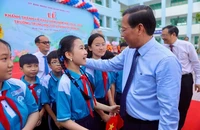 TP.HCM muốn miễn học phí cho gần 500.000 học sinh cấp 2