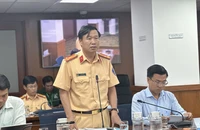 Lãnh đạo Phòng CSGT nói người dân TP.HCM đã nghiêm túc chờ đèn đỏ...
